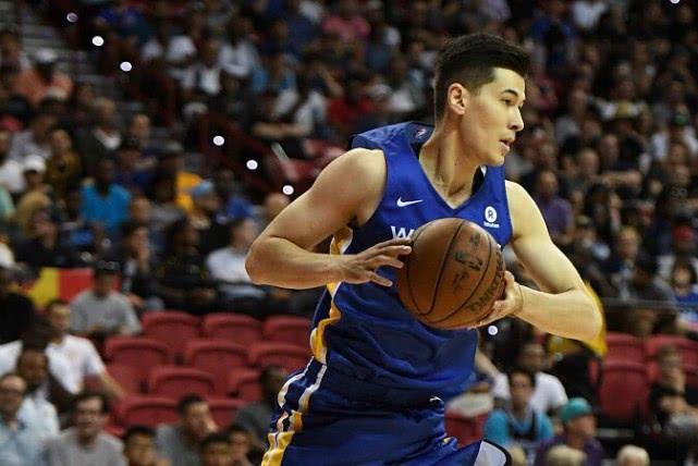 多特蒙德内部会议纪要流出：今晚战术微调，CBA季后赛使命明确，球探报告显示潜力的简单介绍